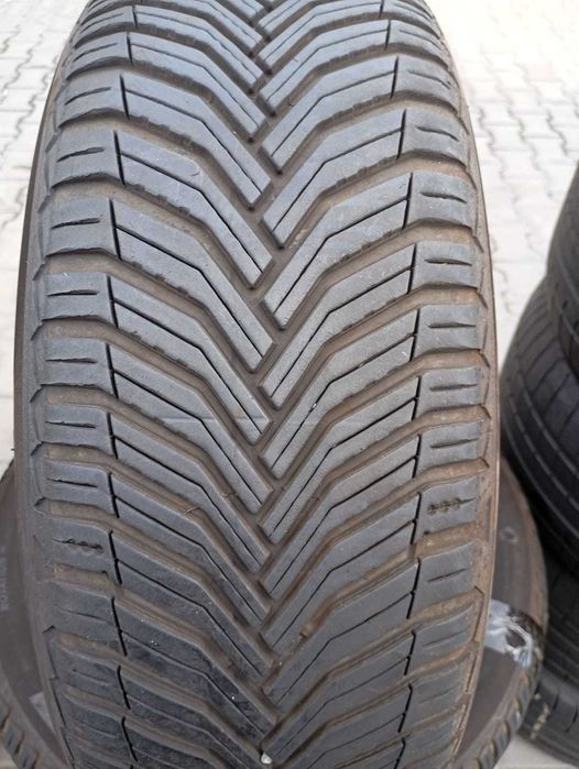 205 55 17 Anvelope mixte Michelin CrossClimate 2