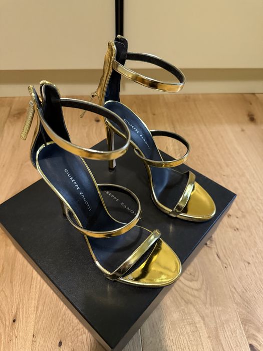 Sandale Giuseppe Zanotti