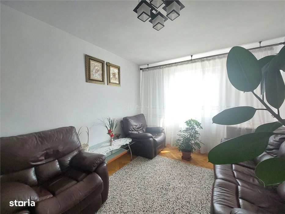4 camere, semidecomandat, 60 mp, etaj 3, zona Micro 5