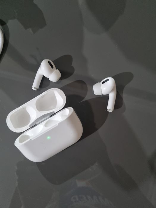 Продам AirPods Pro 1