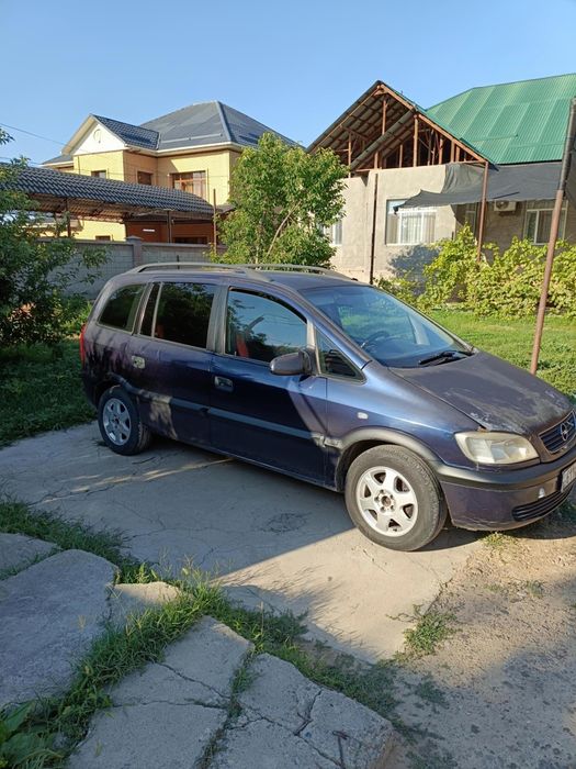 Опель Зафира 2001 год