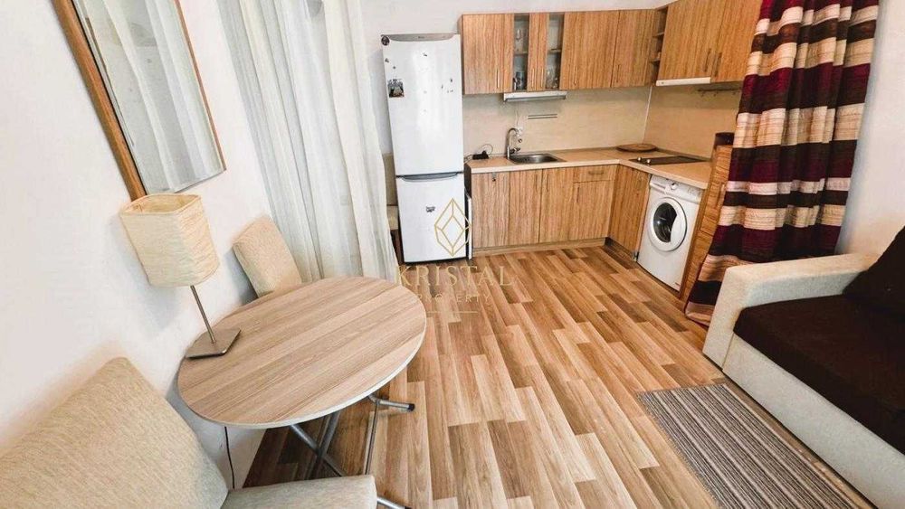 Продава се Двустаен апартамент в к.к. Слънчев бряг - 48 кв.м за 1188 €/кв.м - Снимка #2