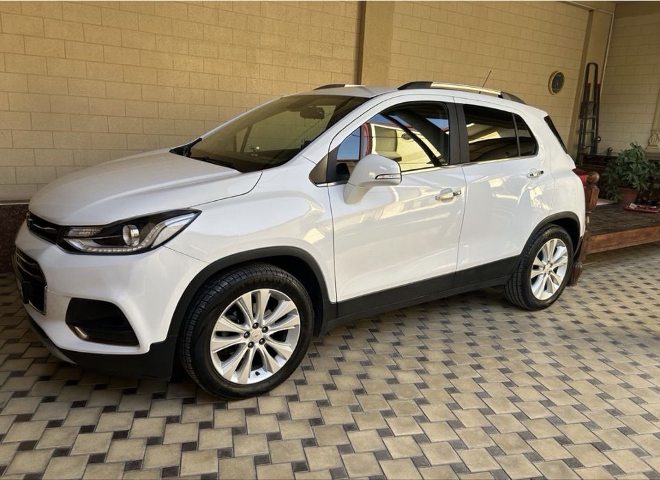 Продается Chevrolet Tracker premier 2019