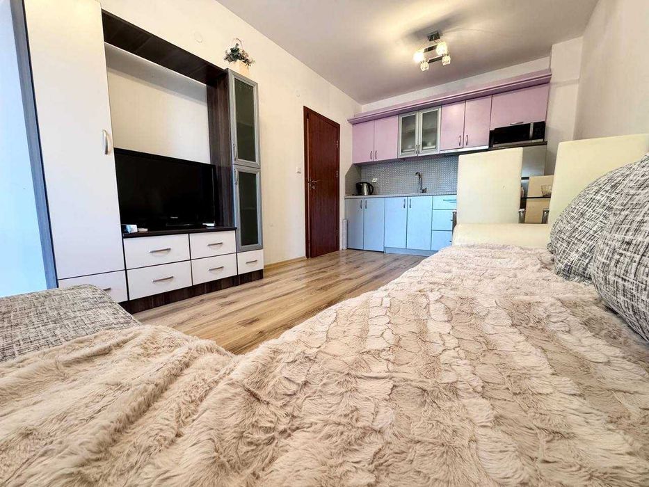 Продава се Двустаен апартамент в Свети Влас - 57 кв.м за 1615 €/кв.м - Снимка #1