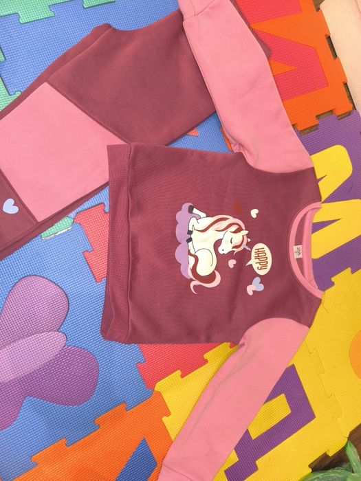 Огромен лот дрешки 110-116 см Barbi,Next,Baby Gap,Disney