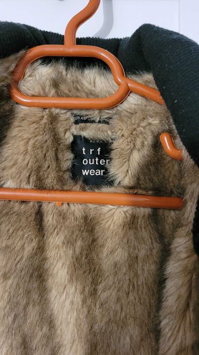 Geaca de iarna Zara îmblănite pe interior