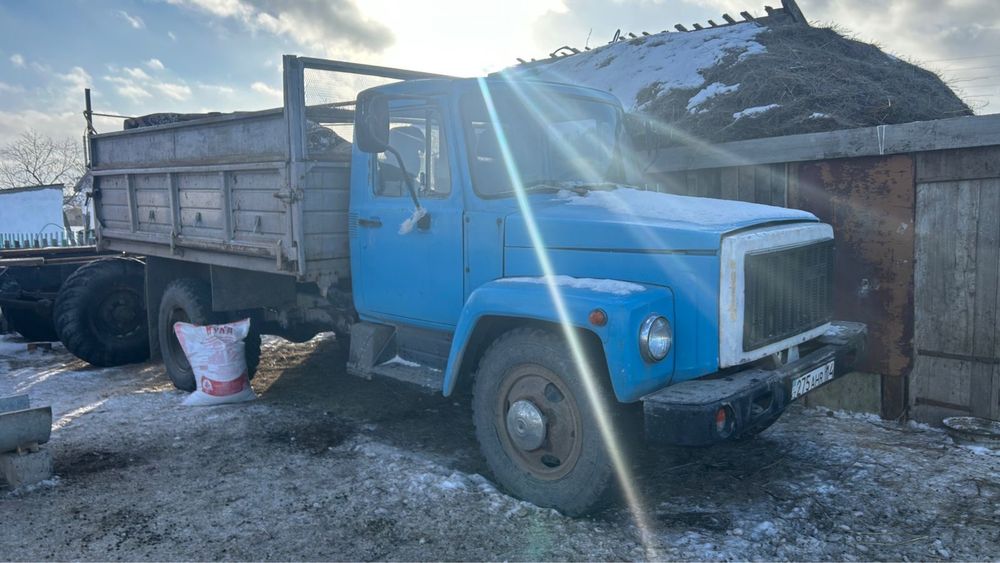 Продам машину Газ 53