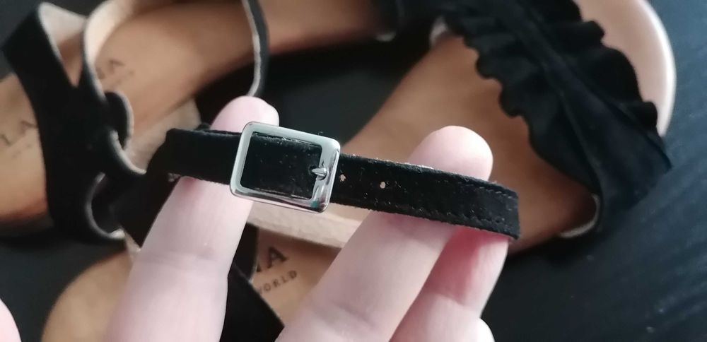 Кожени сандали Lascana