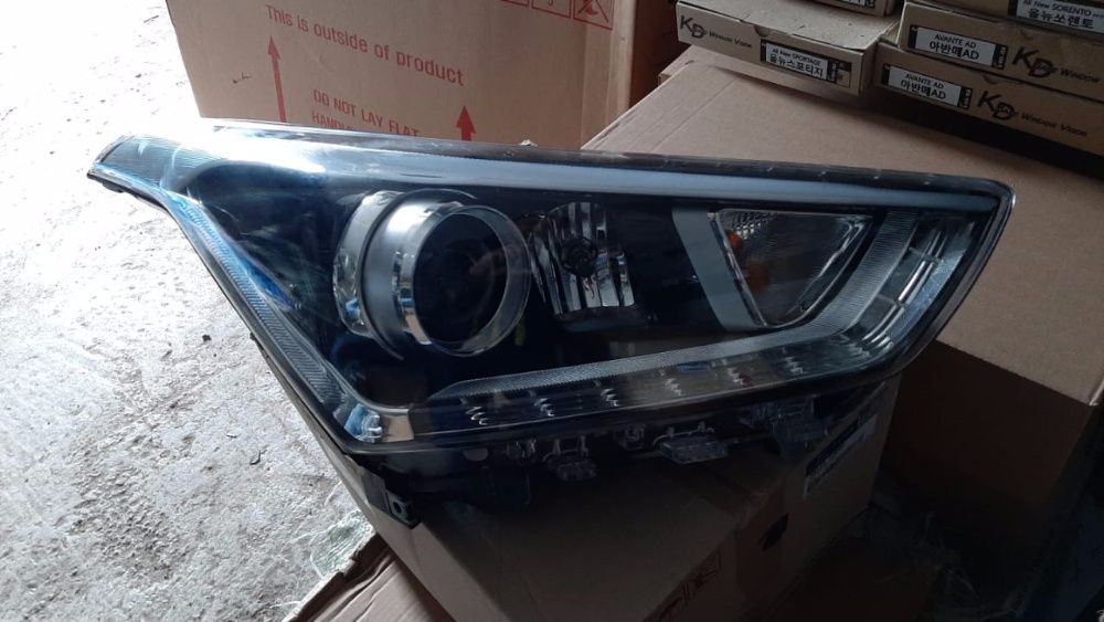 Фара Hyundai CRETA 2016 -