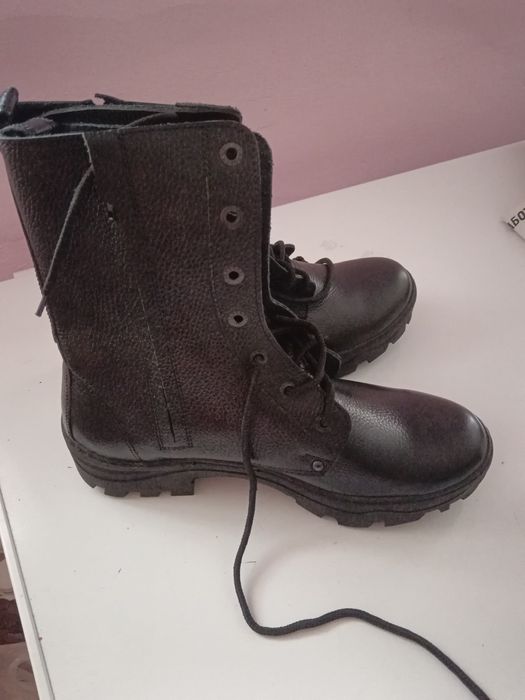 Продам берцы осень