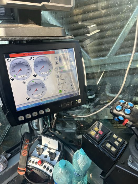 Utilaj foraj orizontal Grundodrill tracto technik