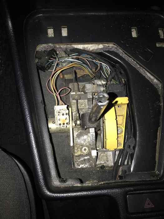 Продам силектор вместе с тросами Bmw e34 m60