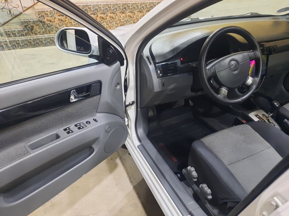 Lacetti chevrolet