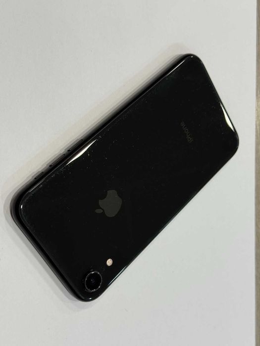 iPhone XR 128GB - 79%