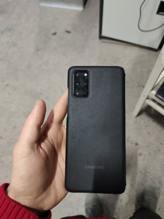 Обменяю на айфон