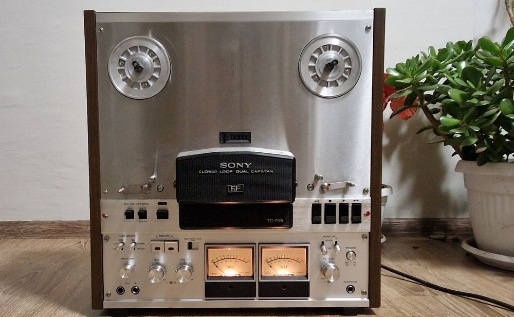Ролков магнетофон Sony TC755