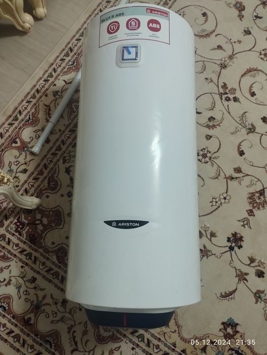 Продам Водонагреватель