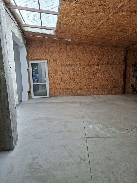 Spatiu de inchiriat