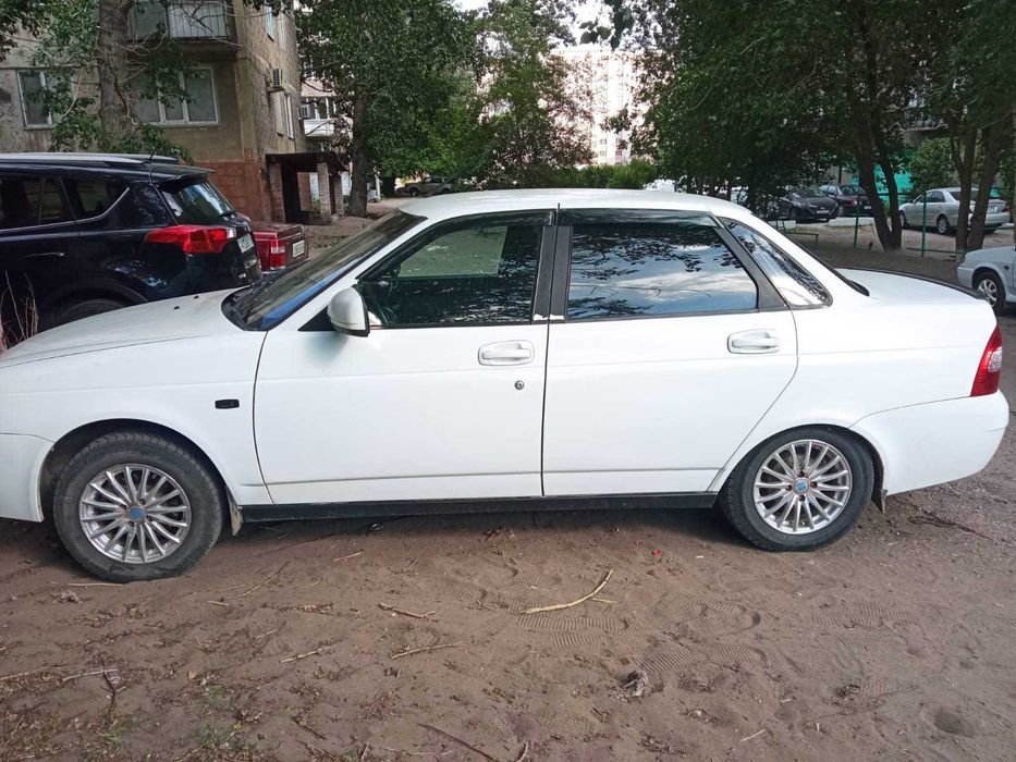 СРОЧНО продам приору