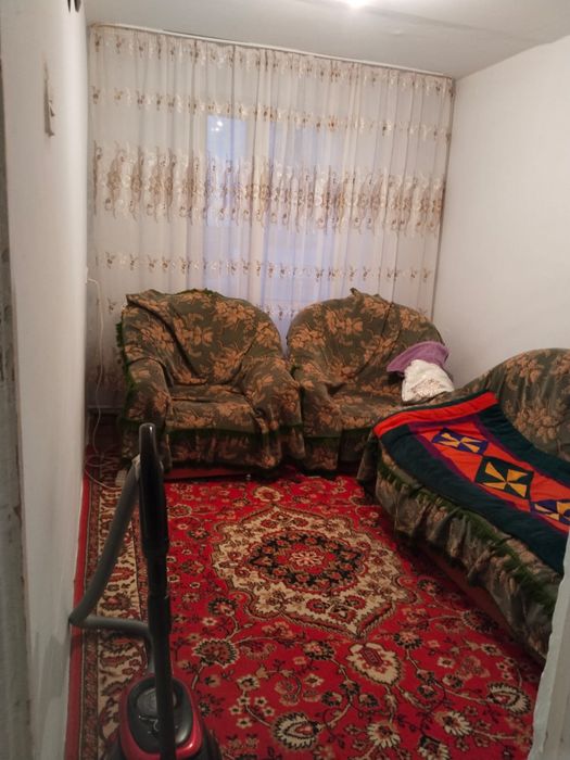 Үш бөлмелі үй сатылады