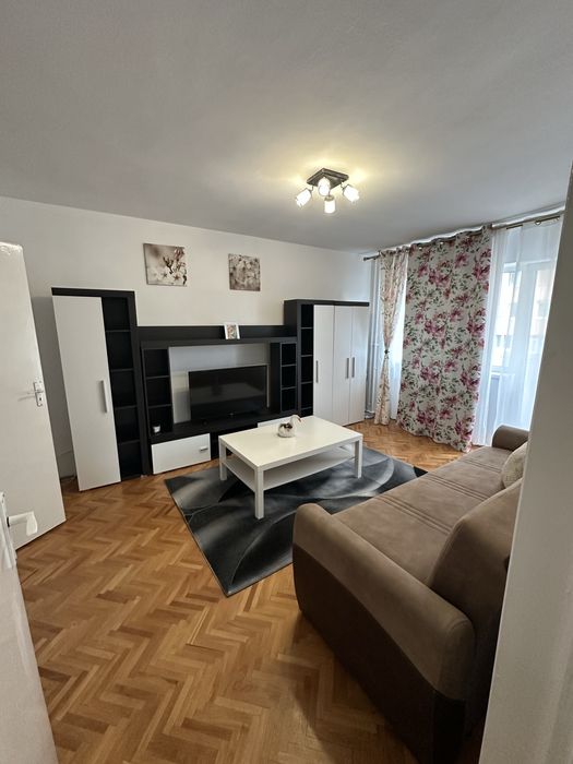 Persoana fizica , inchiriez apartament 2 camere , Manastur