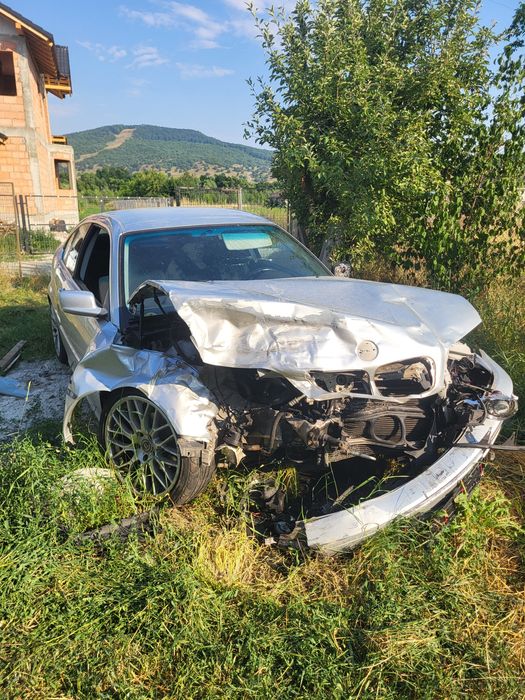 Dezmembrez e46 320ci