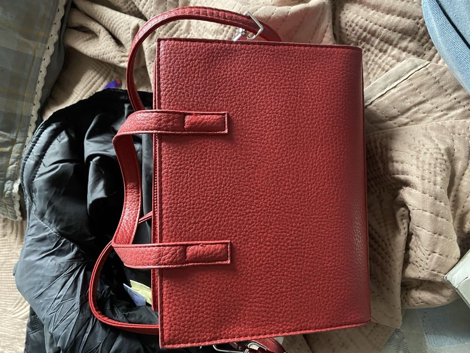 продам сумку срочно