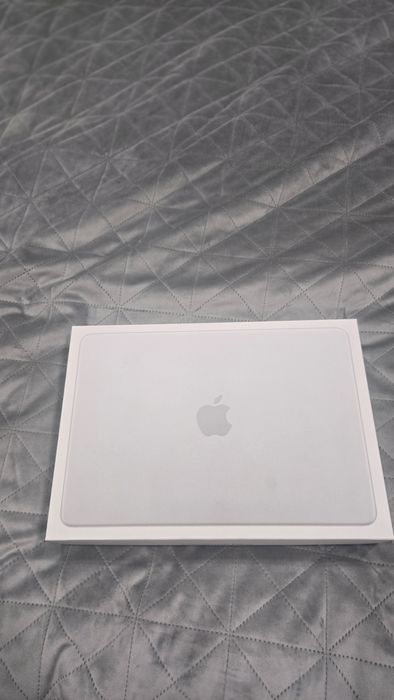 Apple MacBook Neo 512 GB, неразличим от нов