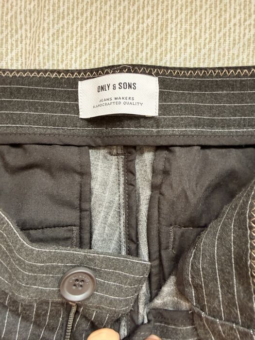 Спортни Полу-официални панталони Zara/Bershka/only&Sons