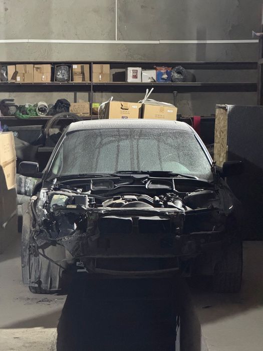 В продаже BMW 728 E38