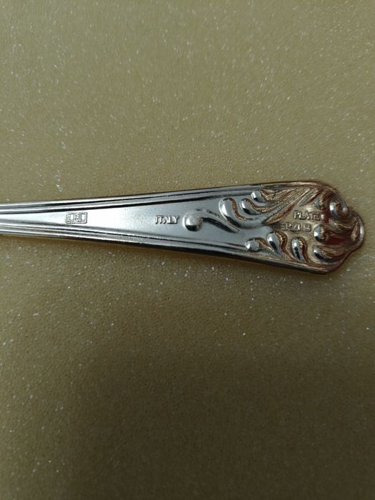 Set tacâmuri vitange 12 persoane