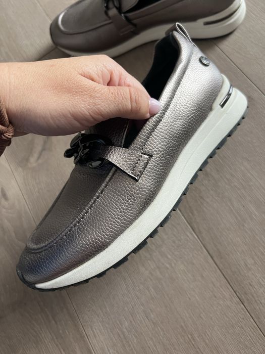 Pantofi superbi de  dama 37