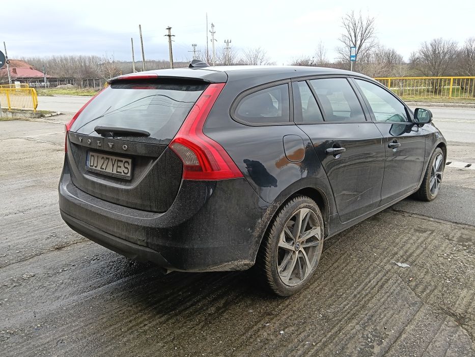 Volvo  v60  2011