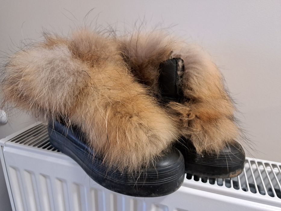 Дамски кецове (обувки) с естествен косъм