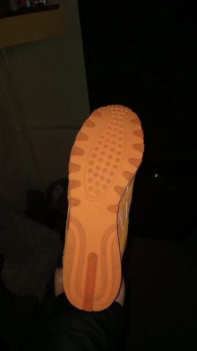 Vand adidasi reebok originali marimea 42