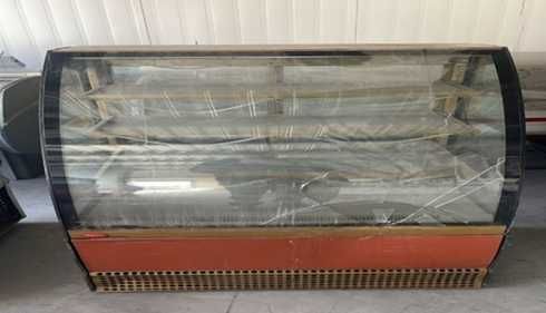 Витрина кондитерская