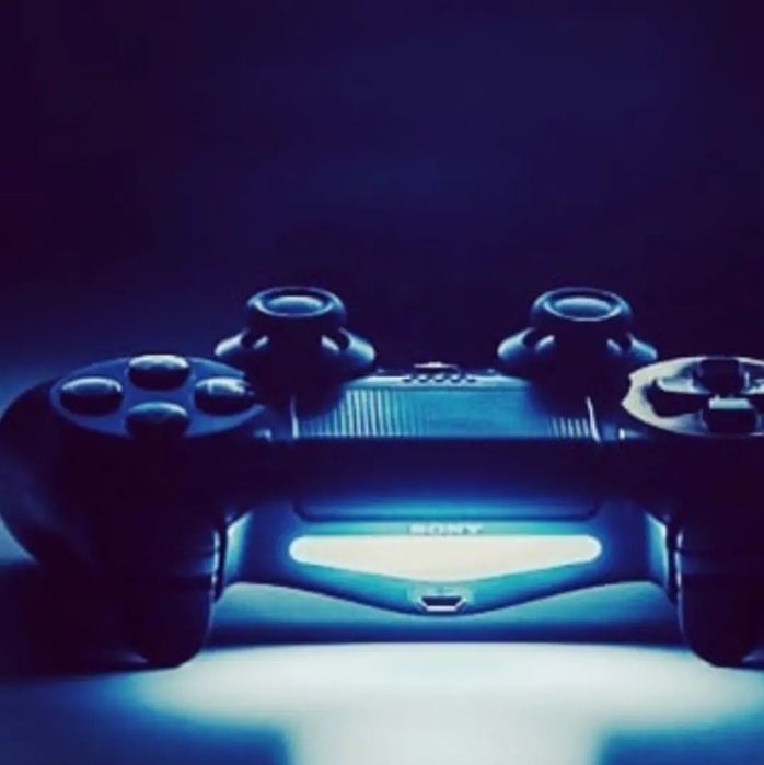 Sony Playstation 4 1tb, 30 игр топовых