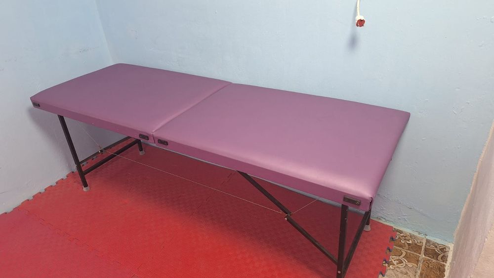 Кушетка  2 штуки