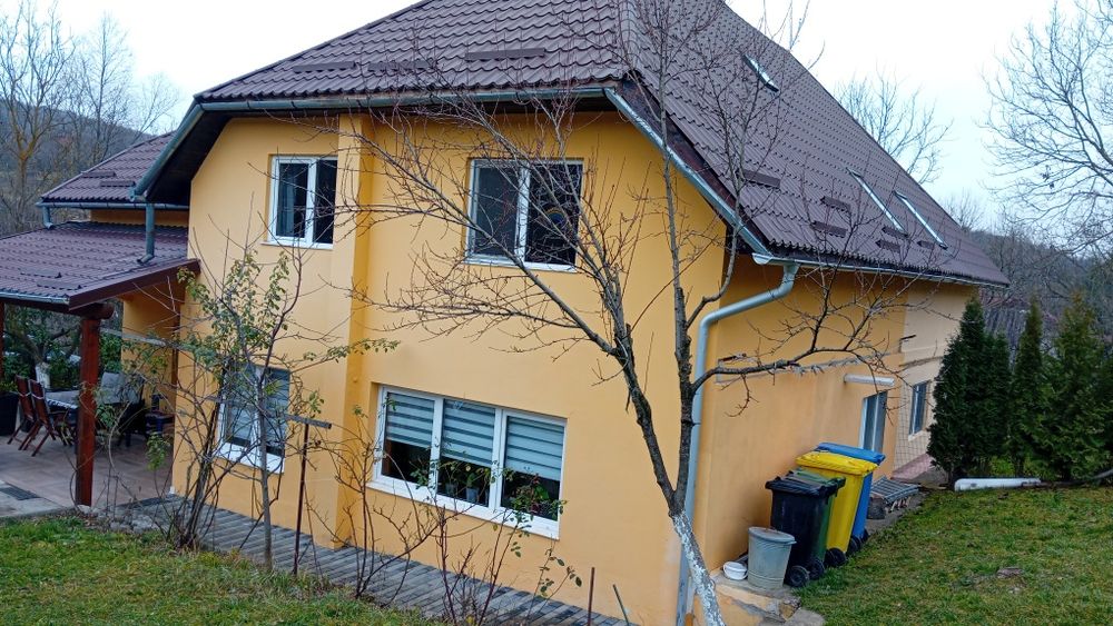 Casa duplex de vanzare