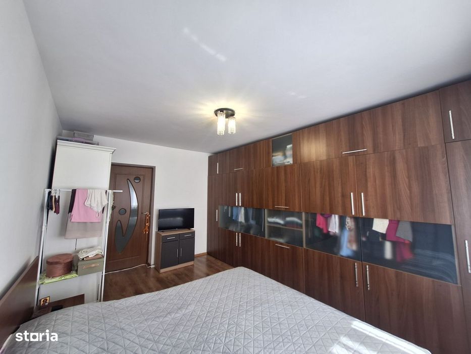 Apartament confort sporit, 90 mp, parcare, etajul 1, zona Muzeul Apei