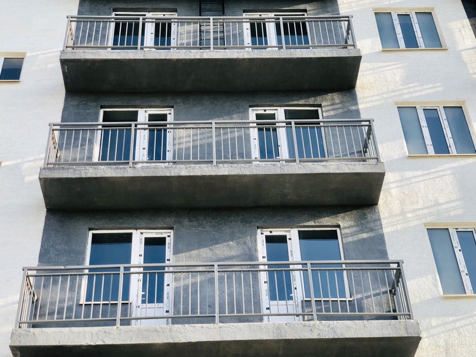 Продается квартира в новостройке в 5/3 напротив туйхона Таббасум