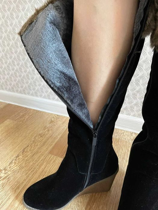 Продам новые, зимние сапоги