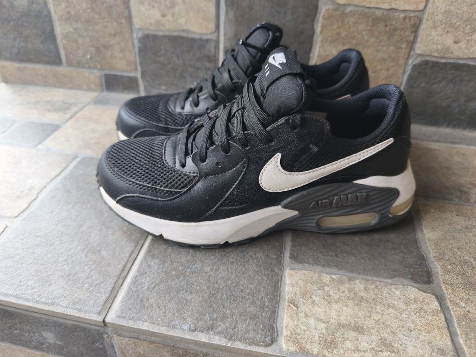 Маратонки Nike air max