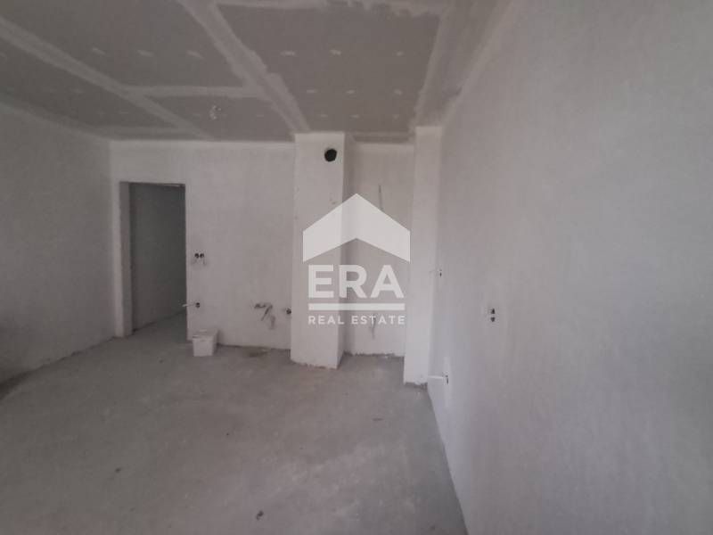 Продава се Тристаен апартамент в Варна, Лятно кино Тракия - 112 кв.м за 1002 €/кв.м - Снимка #8