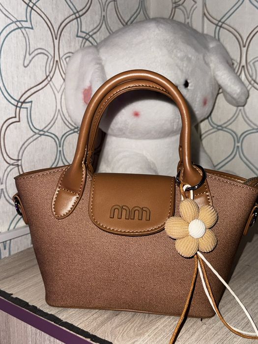 кожаная сумочка miumiu