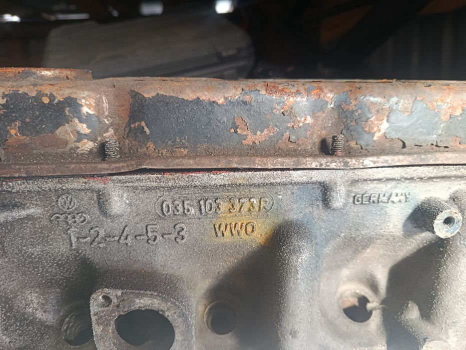 ГБЦ от Ауди 100 с3 объем 2,2