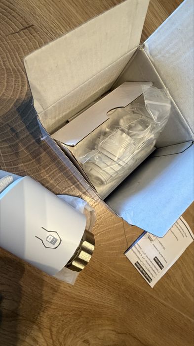 Смарт термостат за радиатор Avatto, чисто нов. Работи с tuya, Alexa и Google Home