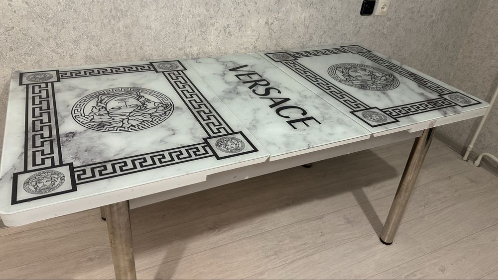 Стол для кухни 30000 тг