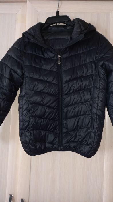 Продам куртки осень