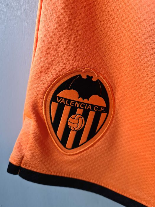 Шорти Puma на Valencia CF Валенсия и AC Milan Милан